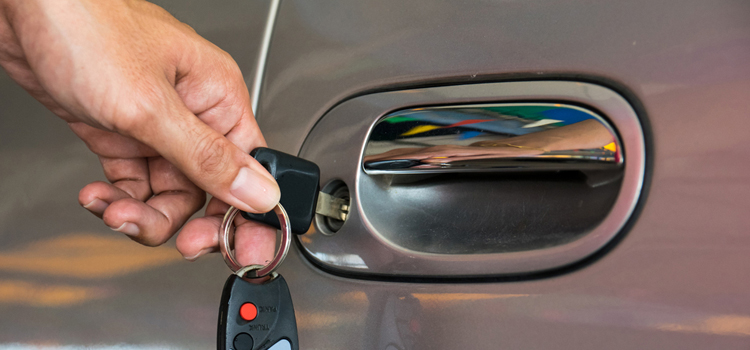 Car door lock repair in Crescent City